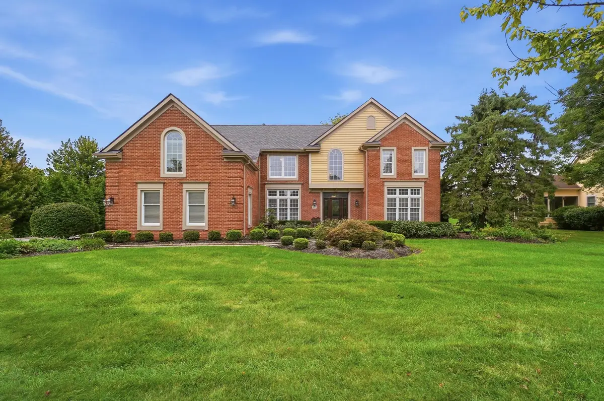 6177 Heritage Lakes Drive, Hilliard, OH 43026 - #1
