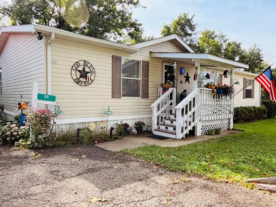 2870 Maysville Pike, Zanesville, OH 43701 - #2