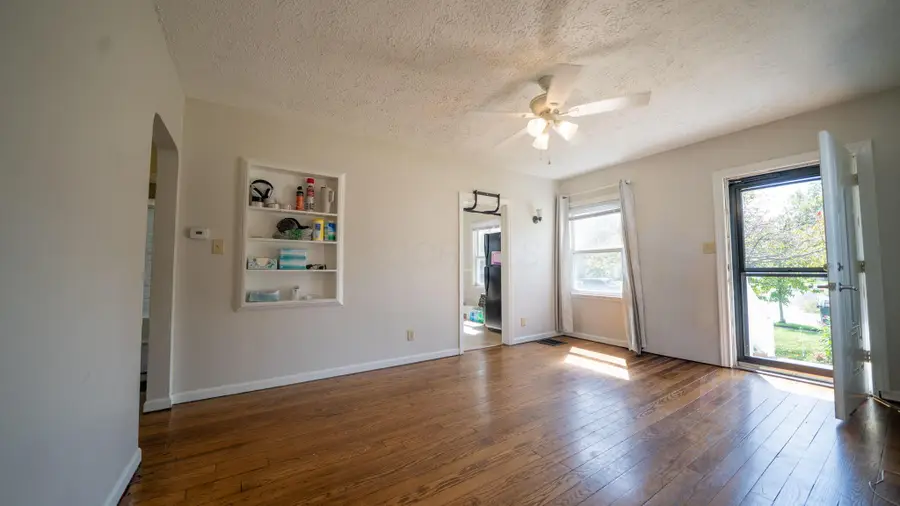804 Melrose Avenue, Columbus, OH 43224 - #2