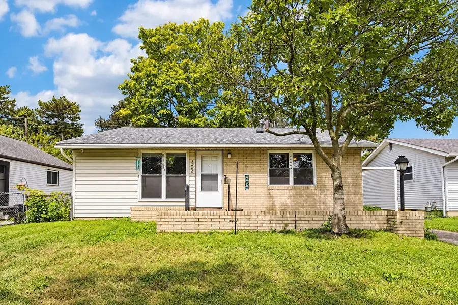 3206 Penfield Road, Columbus, OH 43227 - #2