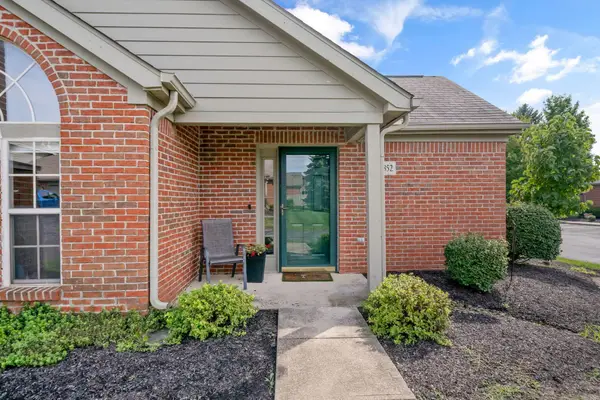 3852 Sandstone Circle, Powell, OH 43065