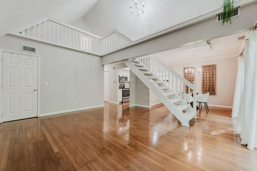 1587 Arlington Avenue, Columbus, OH 43212 - #3