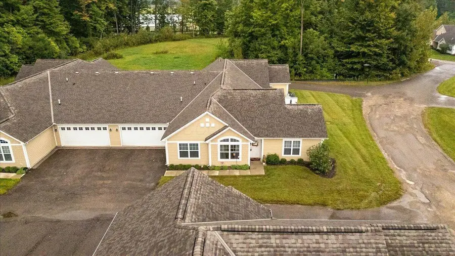 106 Narragansett Drive, Buckeye Lake, OH 43008 - #3