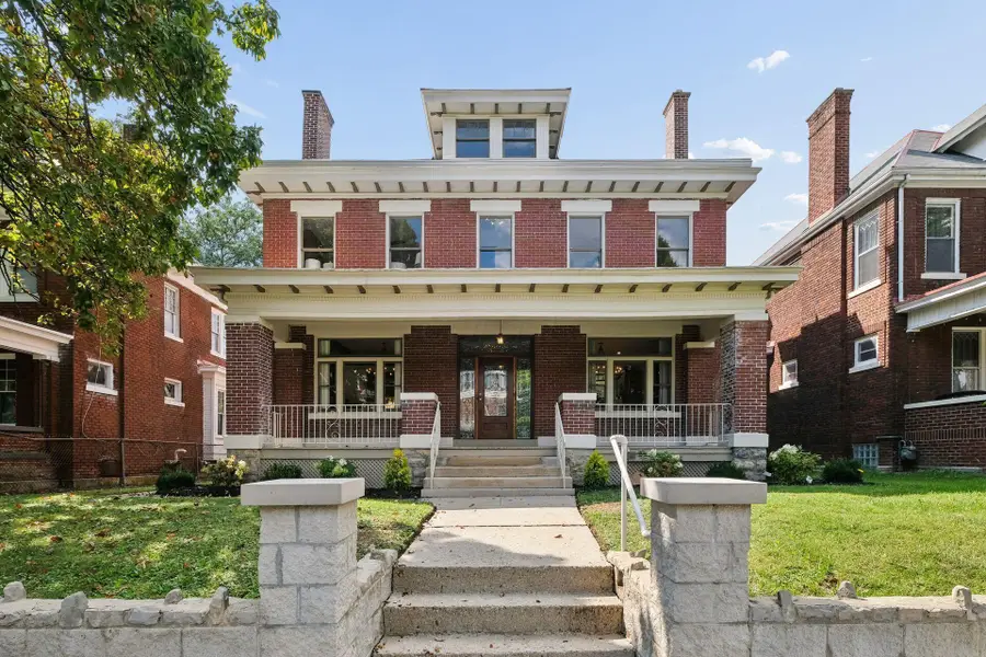 659 Linwood Avenue, Columbus, OH 43205 - #3
