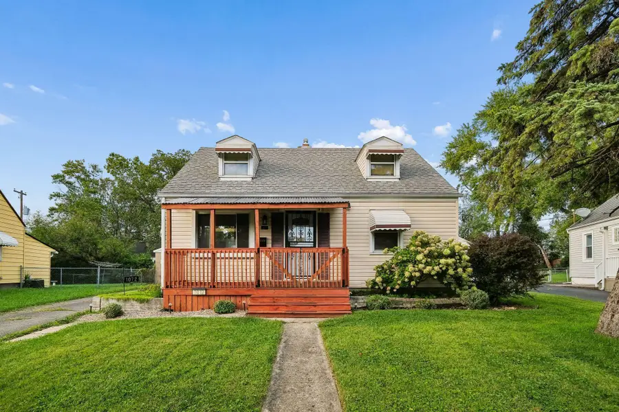 1072 Carlisle Avenue, Columbus, OH 43224 - #2