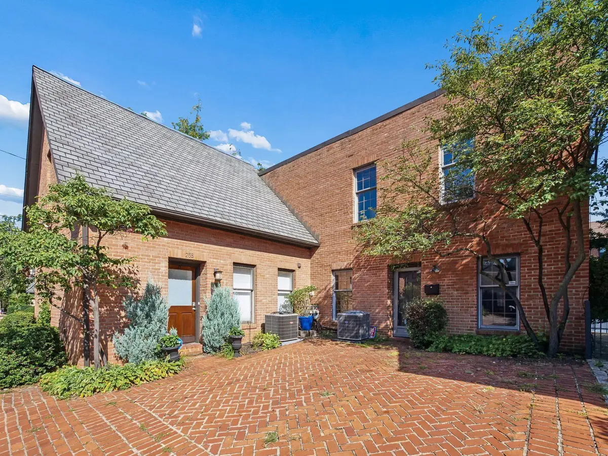 260 Jackson Street, Columbus, OH 43206 - #1