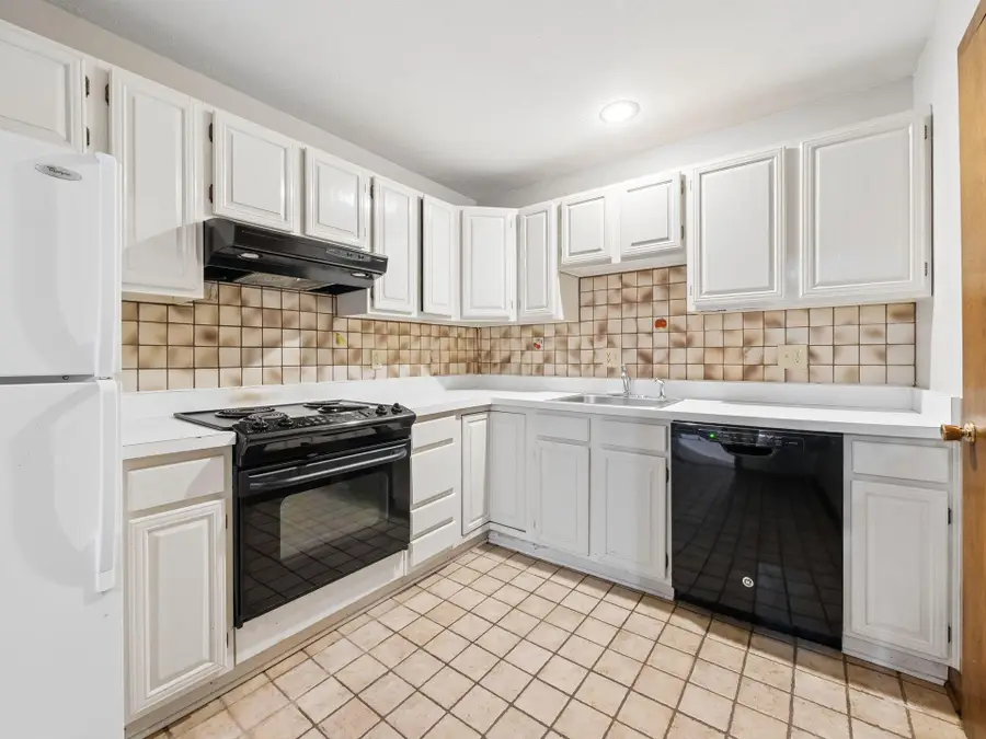 260 Jackson Street, Columbus, OH 43206 - #3