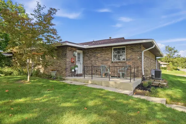 1237 Woodbrook Lane, Columbus, OH 43223