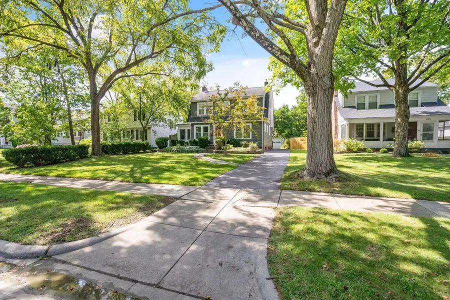 179 N Cassingham Road, Columbus, OH 43209 - #3