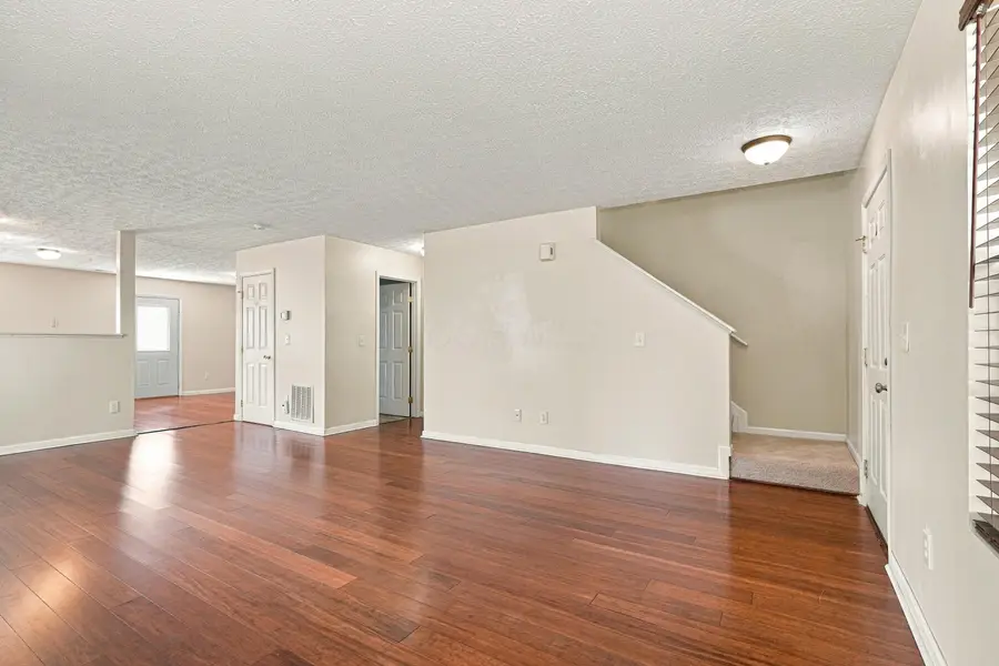 8003 Beardsley Avenue, Blacklick, OH 43004 - #2