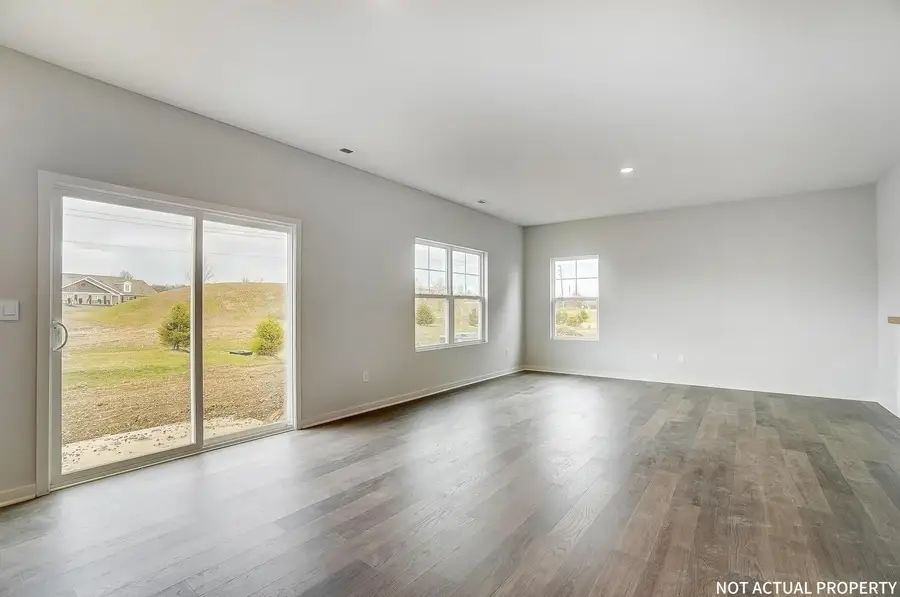1230 Stratford Way, London, OH 43140 - #2