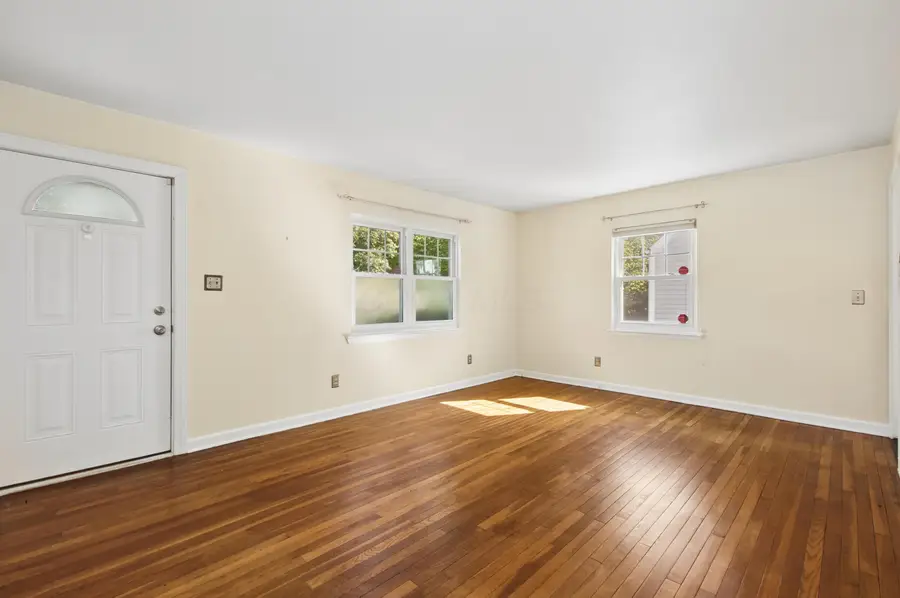 565 Northridge Road, Columbus, OH 43214 - #3