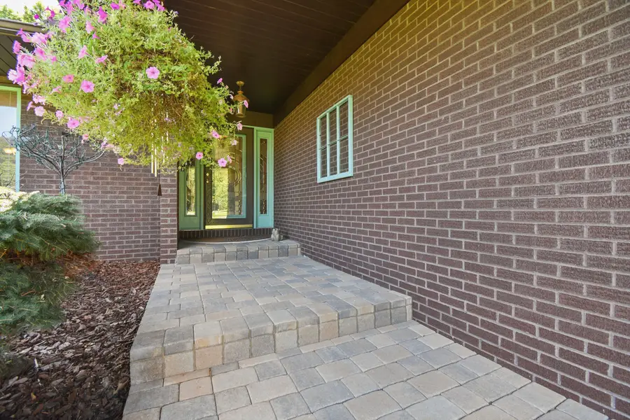 819 Briarhill Drive, Newark, OH 43055 - #2