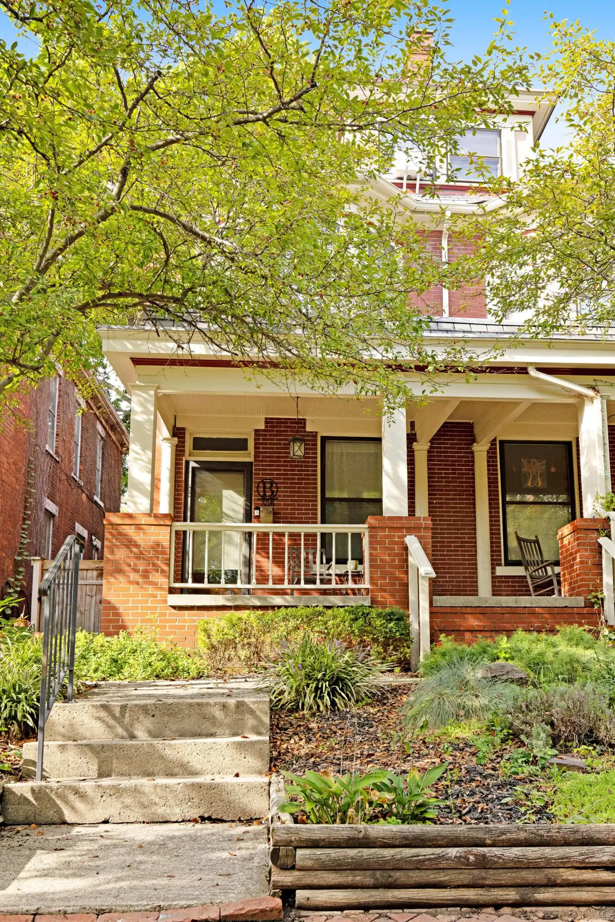 356 W Hubbard Avenue, Columbus, OH 43215 - #1