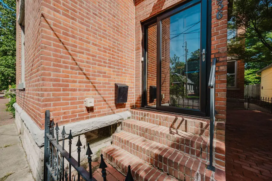 836 Mohawk Street, Columbus, OH 43206 - #3
