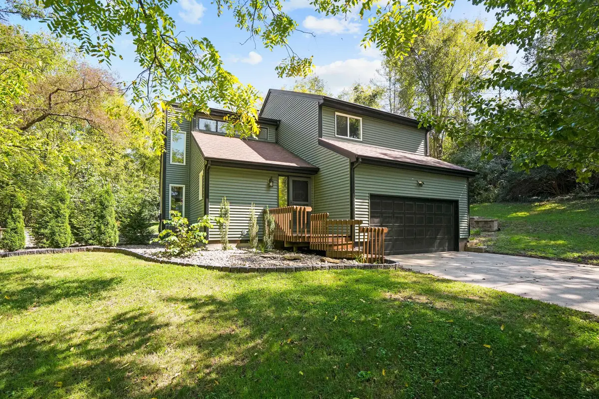 6 Sussex Drive, Athens, OH 45701 - #1
