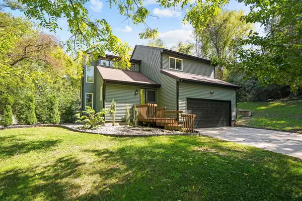 6 Sussex Drive, Athens, OH 45701