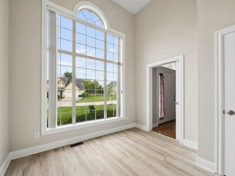 9580 Mission Drive, Plain City, OH 43064 - #2