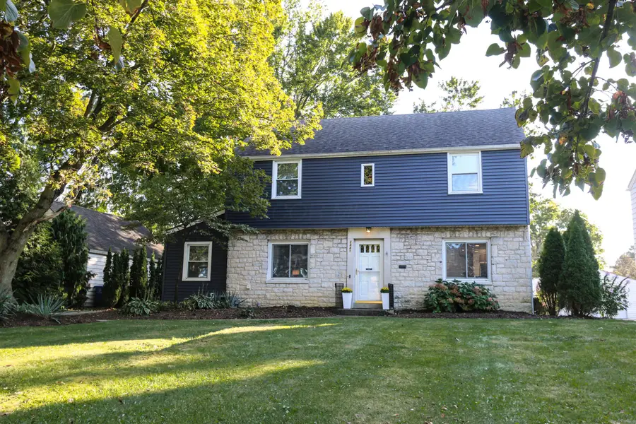2441 Berwick Boulevard, Columbus, OH 43209 - #2