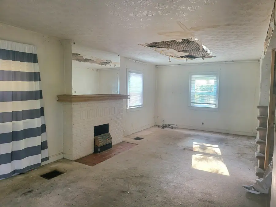 1081 Kelton Avenue, Columbus, OH 43206 - #3