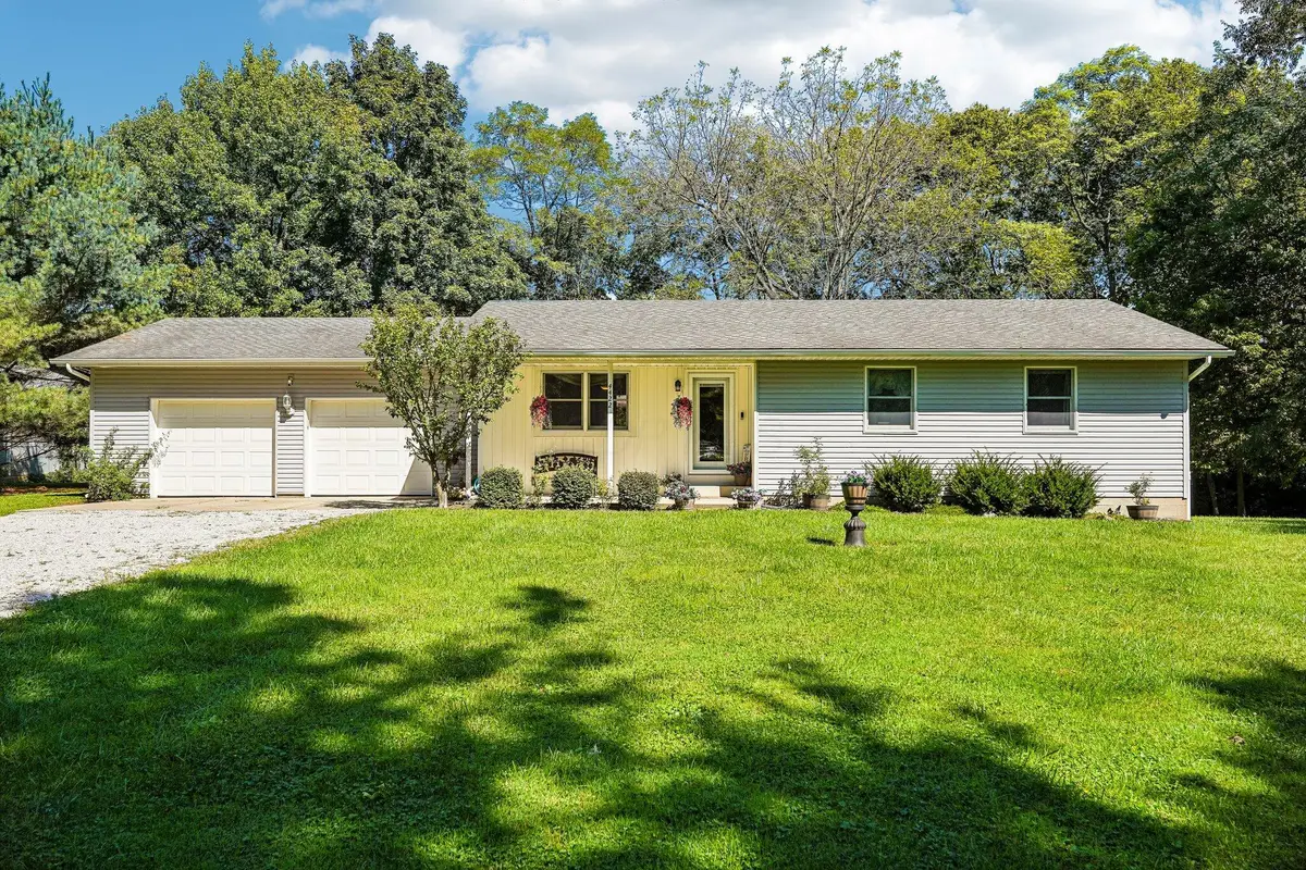 4422 Kauffman Road Nw, Carroll, OH 43112 - #1