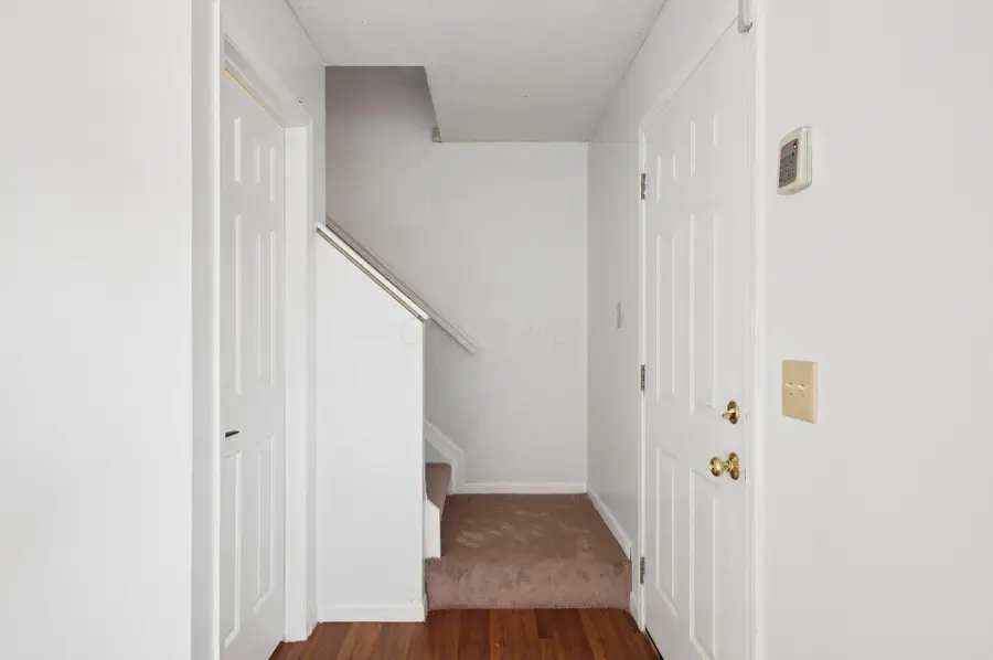 3033 Benchmark Drive, Columbus, OH 43219 - #2