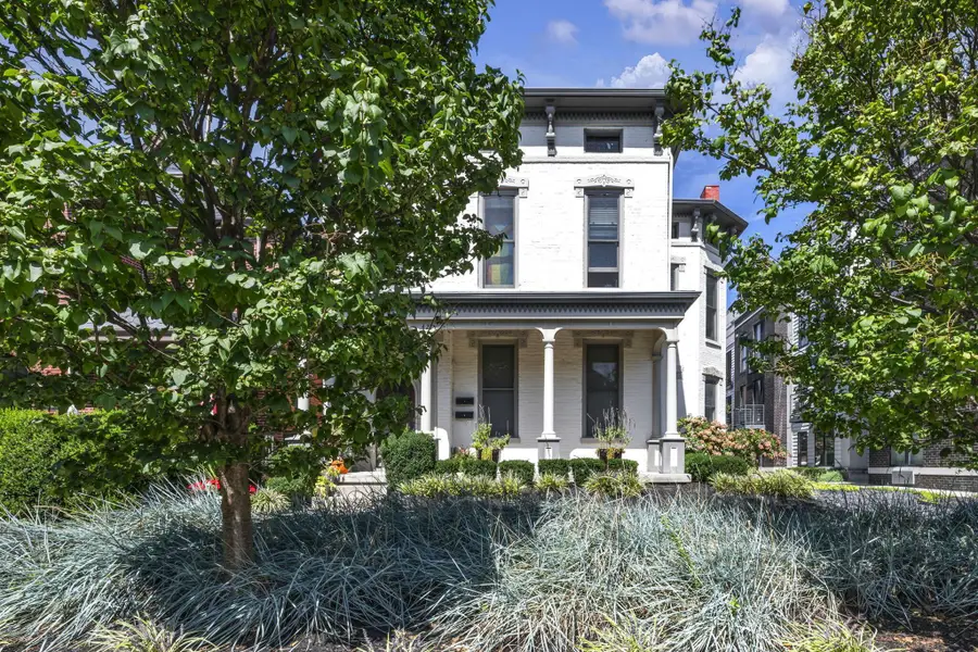 42 W 3rd Avenue, Columbus, OH 43201 - #2