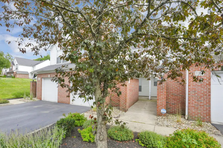 5785 Albany Green, Westerville, OH 43081 - #3