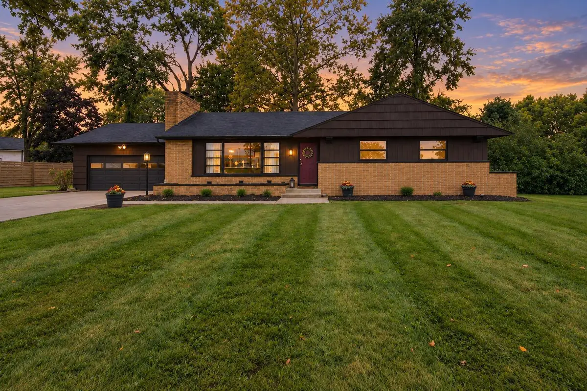 2611 Bethel Road, Columbus, OH 43220 - #1