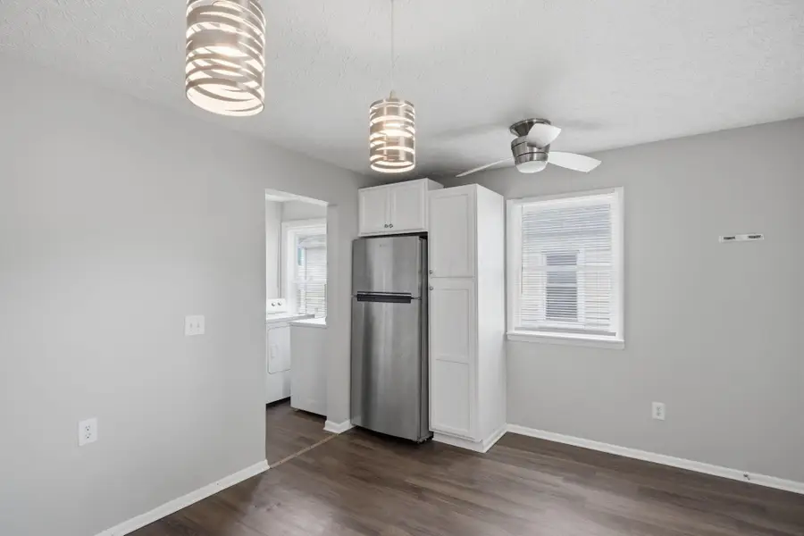 2954 Grasmere Avenue, Columbus, OH 43224 - #3