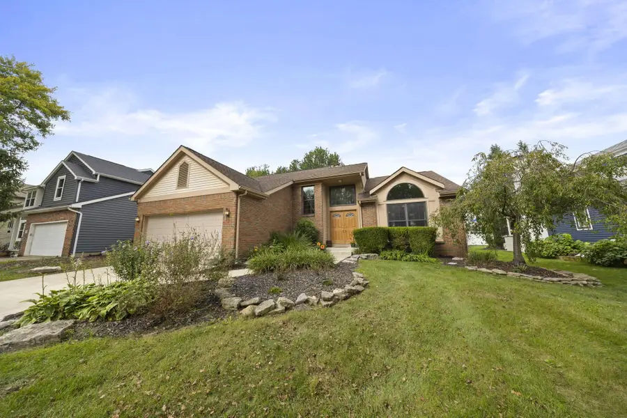 394 Meadow View Drive, Powell, OH 43065 - #2