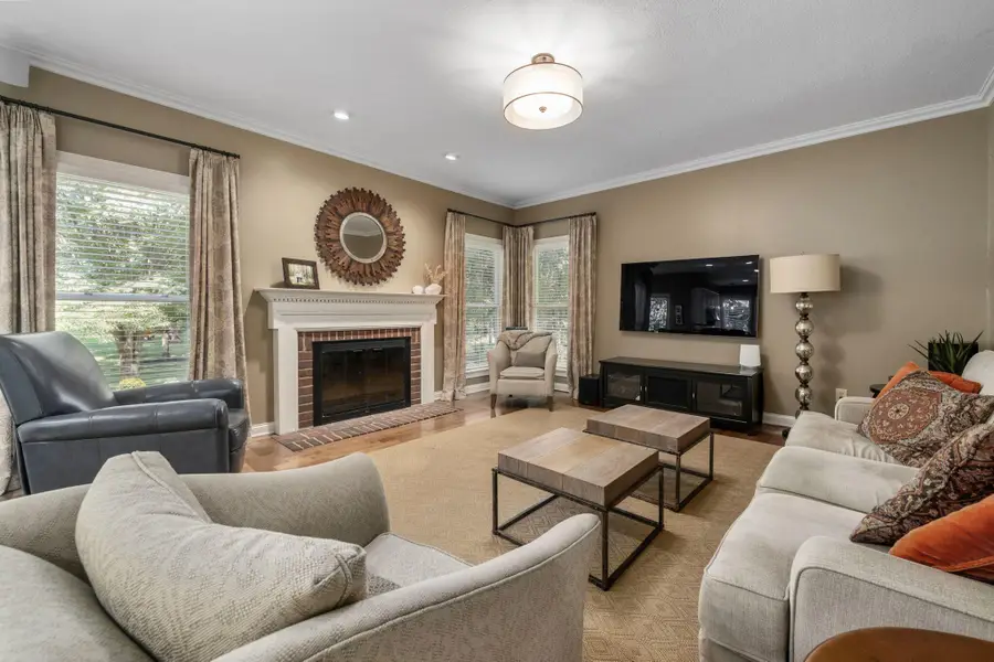 403 Ashmoore Circle E, Powell, OH 43065 - #3