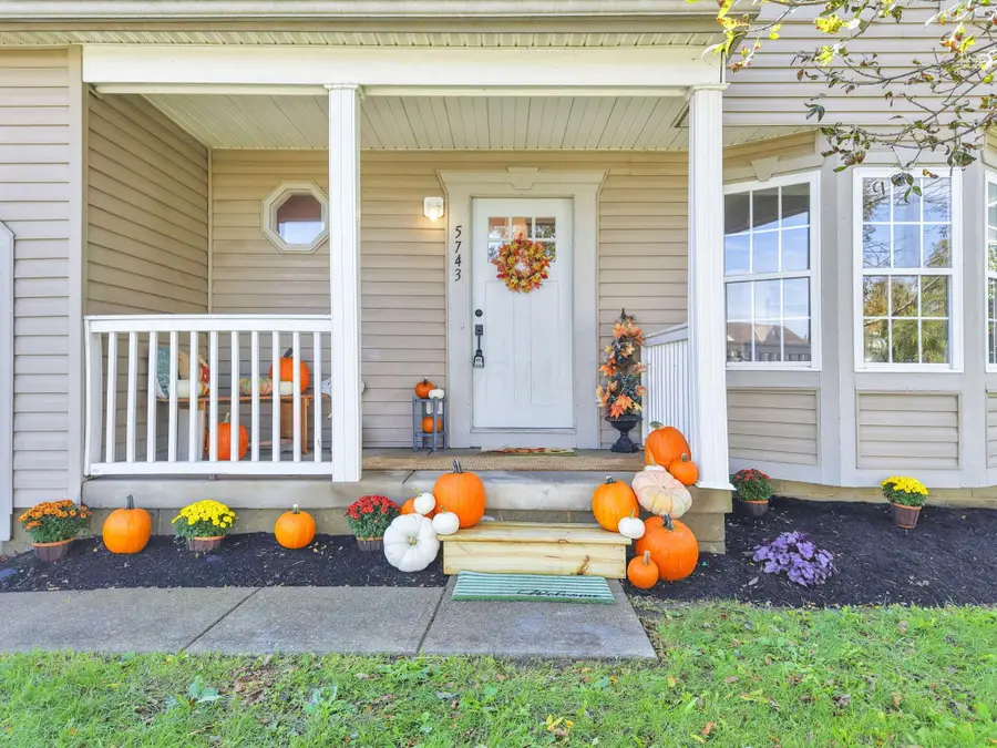 5743 Sharp Mills, Canal Winchester, OH 43110 - #2