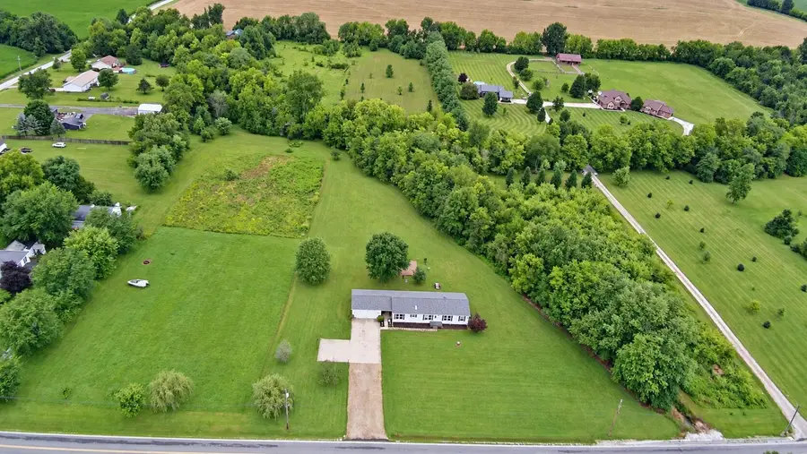 3890 Carroll Eastern Road Nw, Carroll, OH 43112 - #2