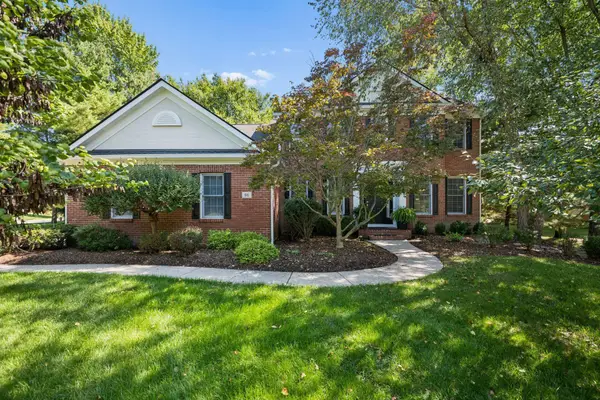 96 Cressingham Lane, Powell, OH 43065