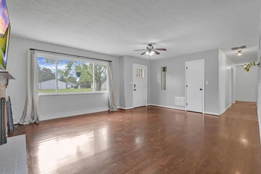 267 E High Street, London, OH 43140 - #2