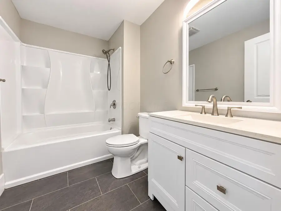 126 E 6th Avenue, Columbus, OH 43201 - #3