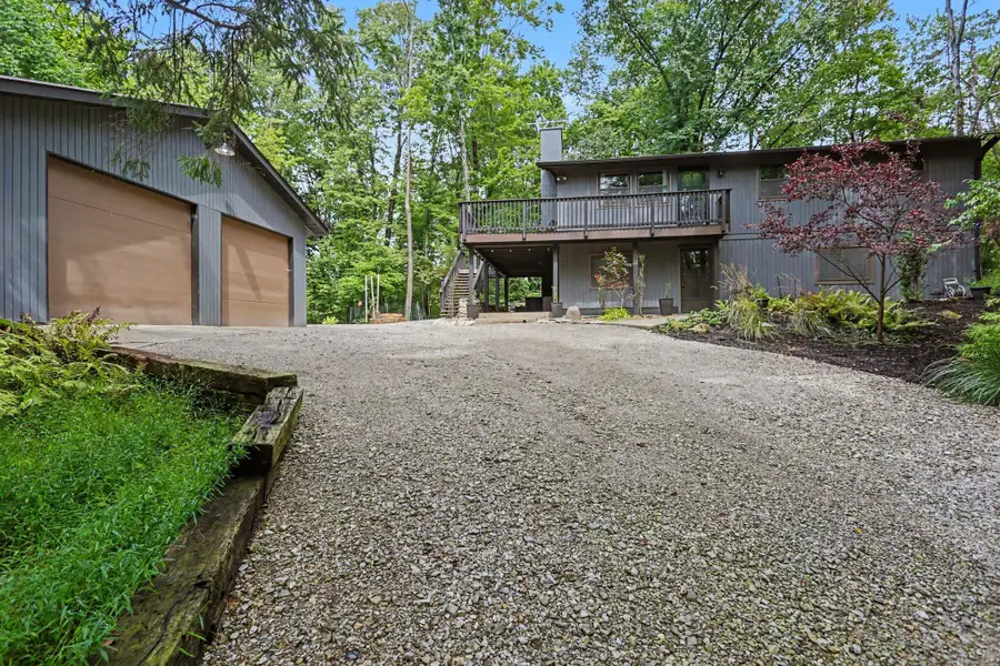 317 Winnebago Lane, Sugar Grove, OH 43155 - #3