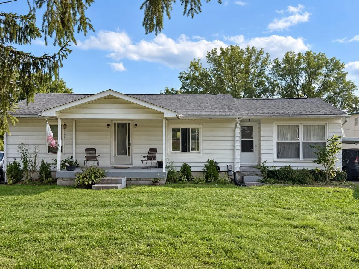 960 Grove Road, Zanesville, OH 43701 - #1