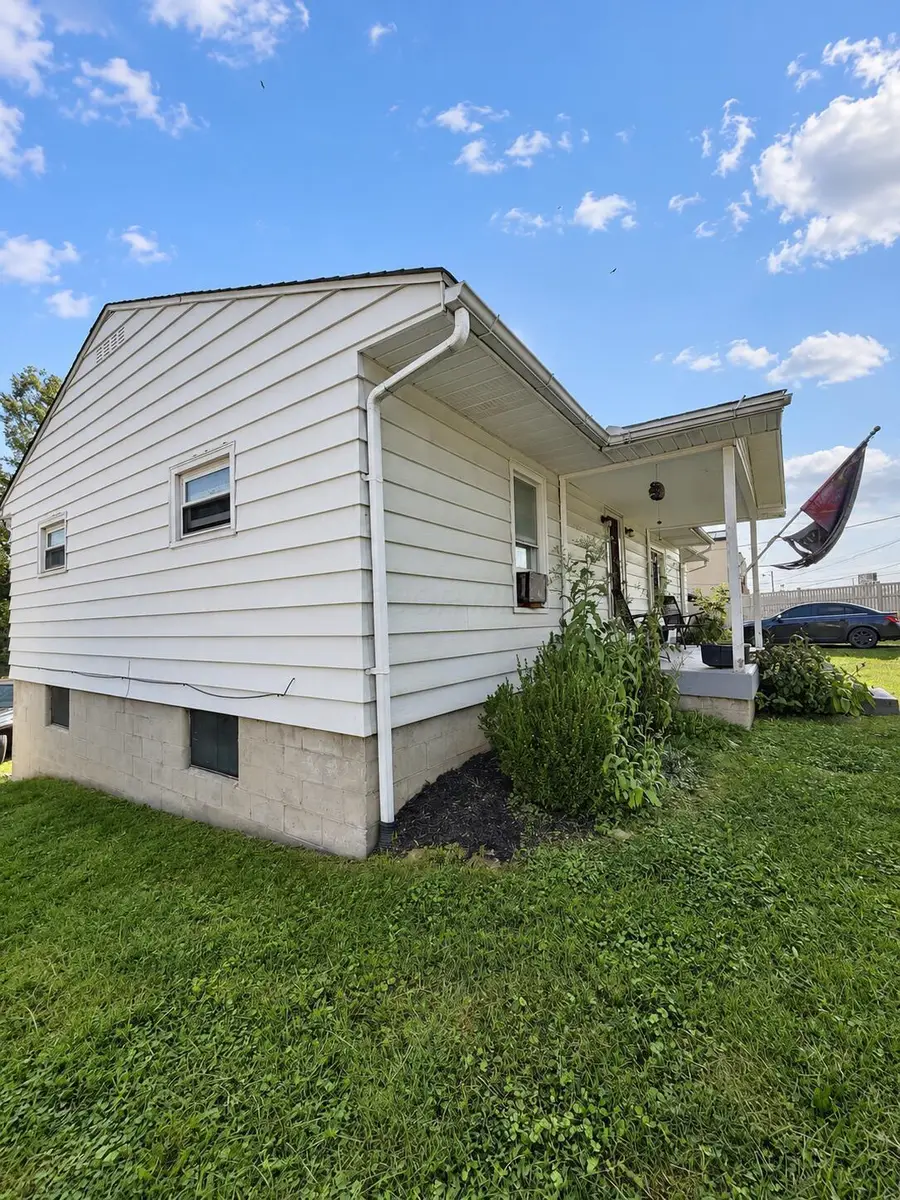 960 Grove Road, Zanesville, OH 43701 - #3