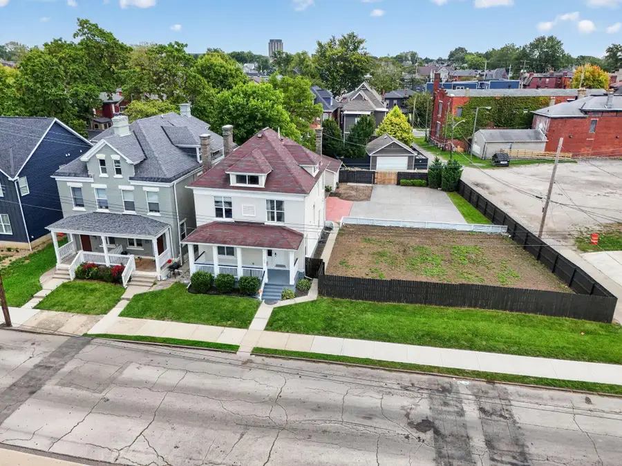 160 N 18th Street, Columbus, OH 43203 - #3