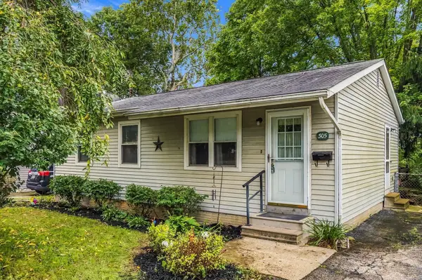 305 Lake Street, Delaware, OH 43015
