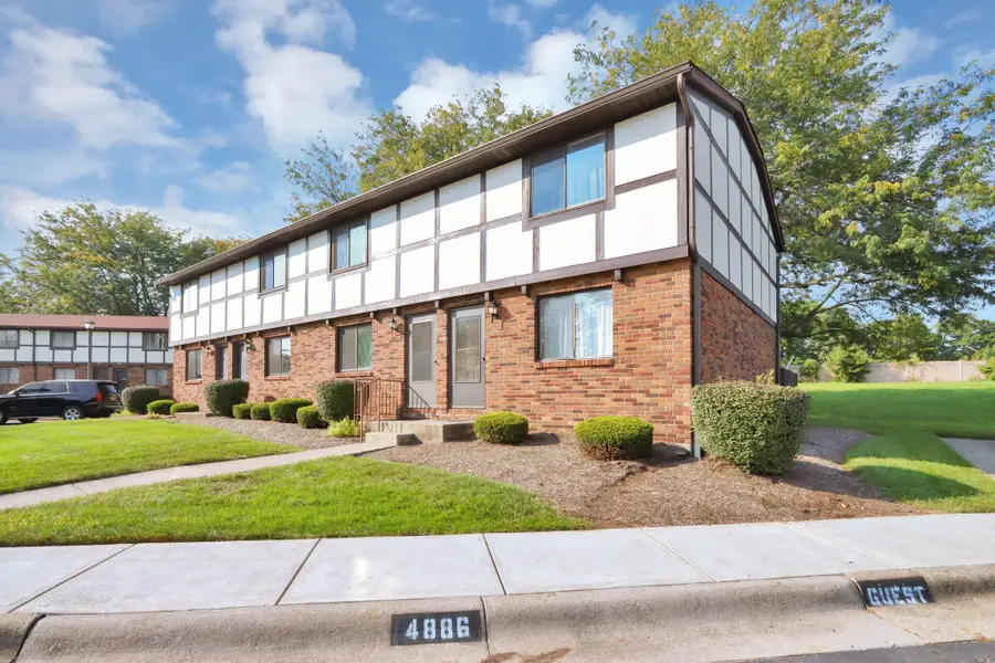 4880 Berryhill Court, Columbus, OH 43230 - #3