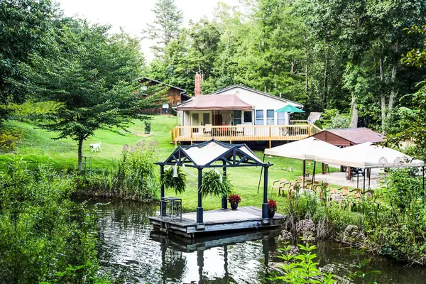 16961 Harble Griffith Road, Logan, OH 43138