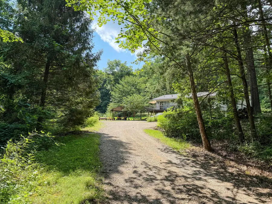 16961 Harble Griffith Road, Logan, OH 43138 - #3