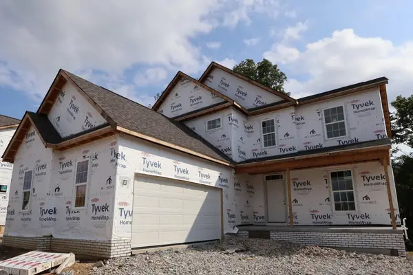 431 Pioneer Way, Pataskala, OH 43062