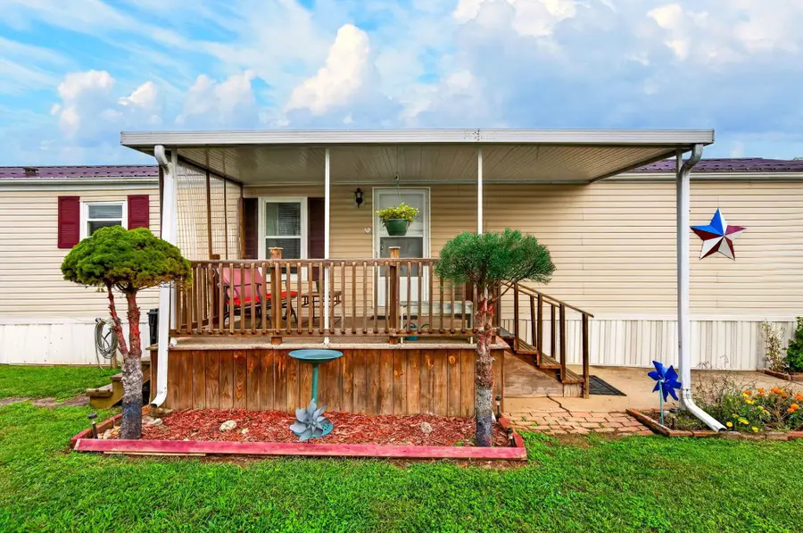 7 Delaware Drive, Chillicothe, OH 45601 - #3
