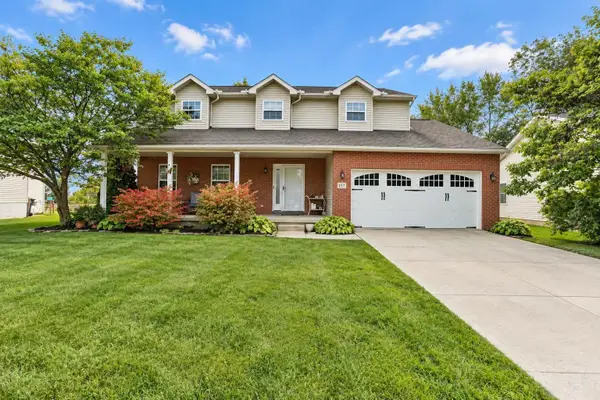 157 Shaleridge Drive, Pataskala, OH 43062