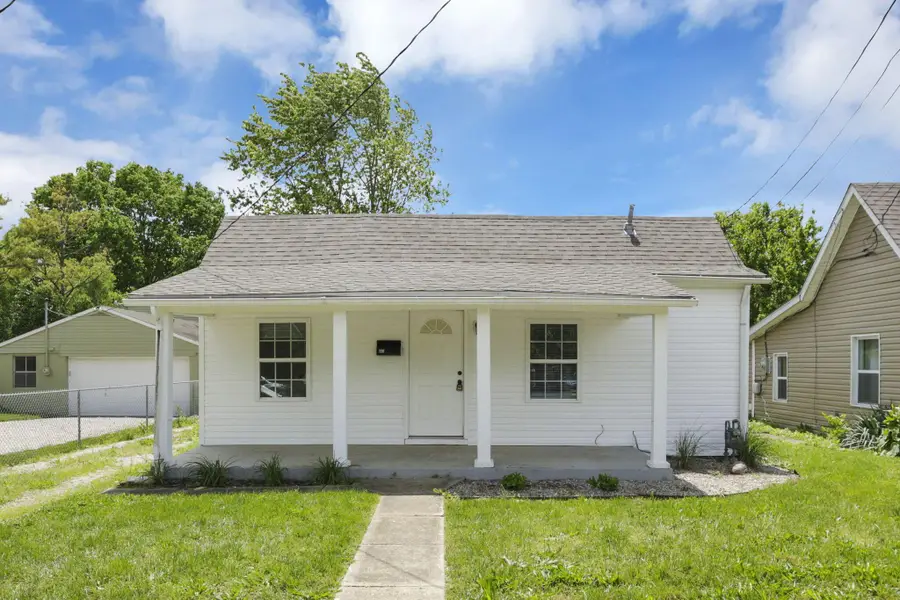 663 E Mound Street, Circleville, OH 43113 - #2