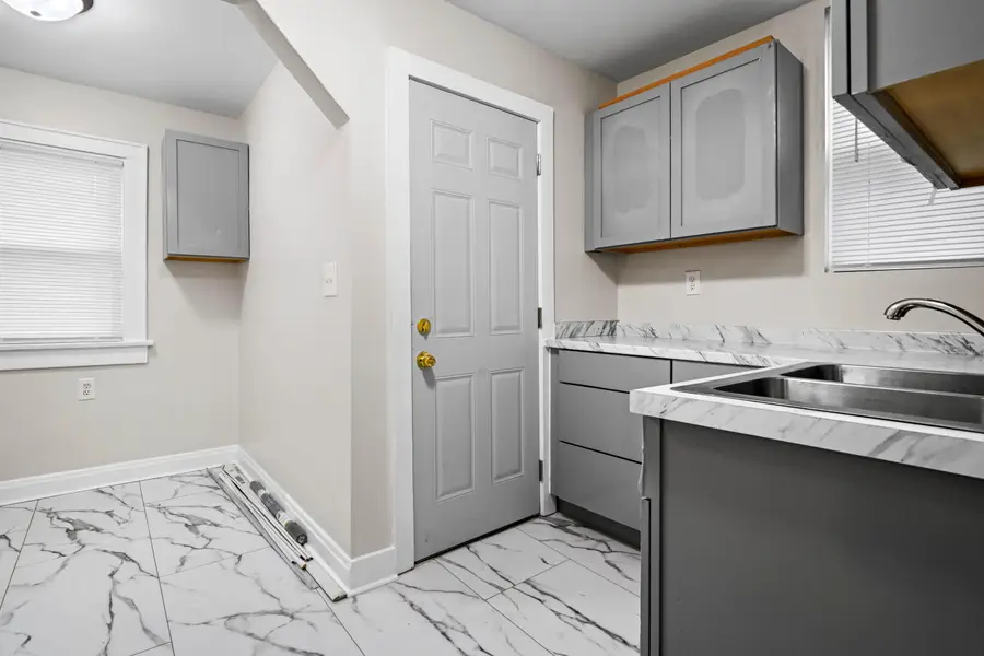 1184 E 18th Avenue, Columbus, OH 43211 - #2
